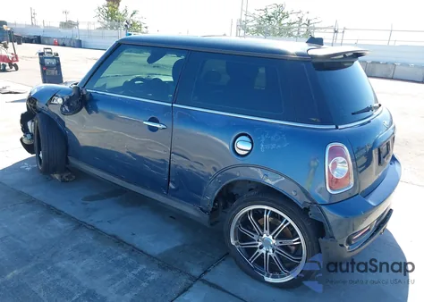 2011 Mini Cooper S from USA, damaged, VIN WMWSV3C58BTY21302